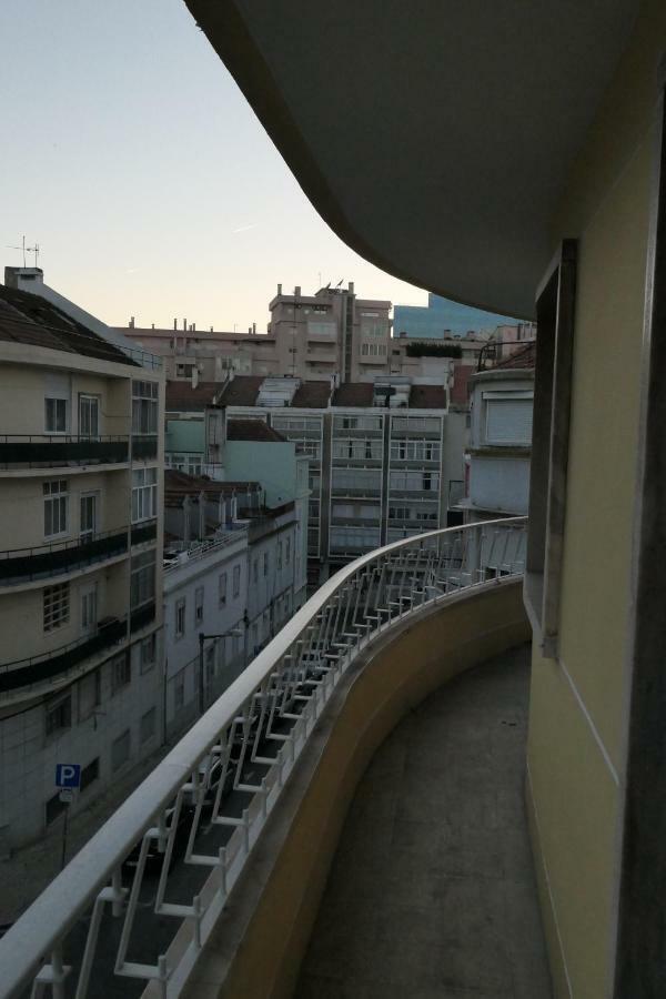 Ferias No Bairro Lägenhet Lisboa Exteriör bild